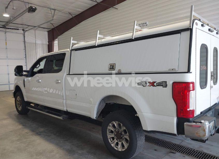 Photo 14 of 2018 Ford F-250 XLT (VIN 1FT7W2B61JEB22509)