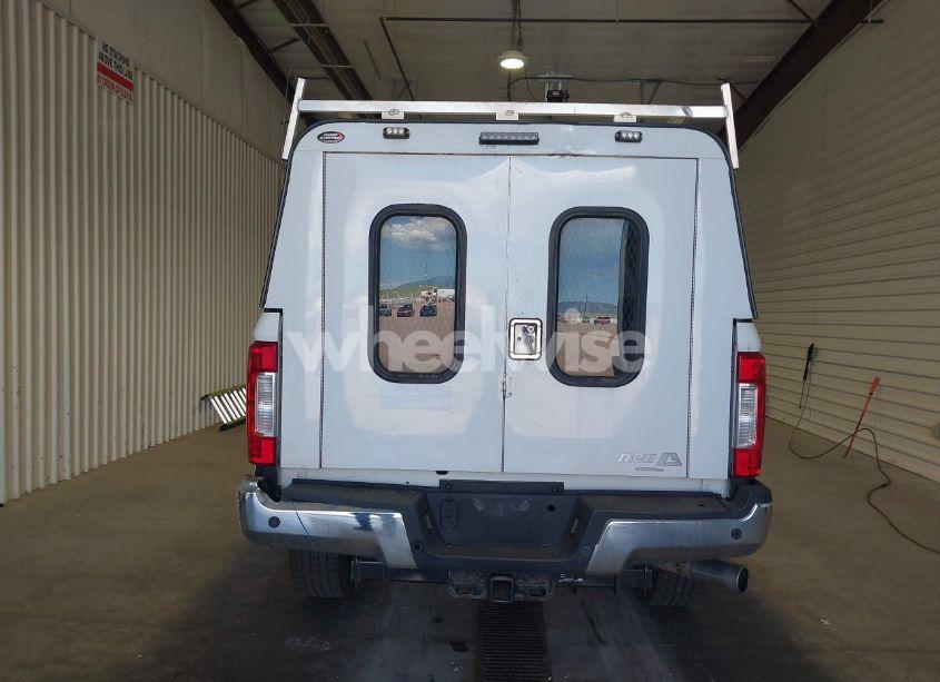 Photo 16 of 2018 Ford F-250 XLT (VIN 1FT7W2B61JEB22509)