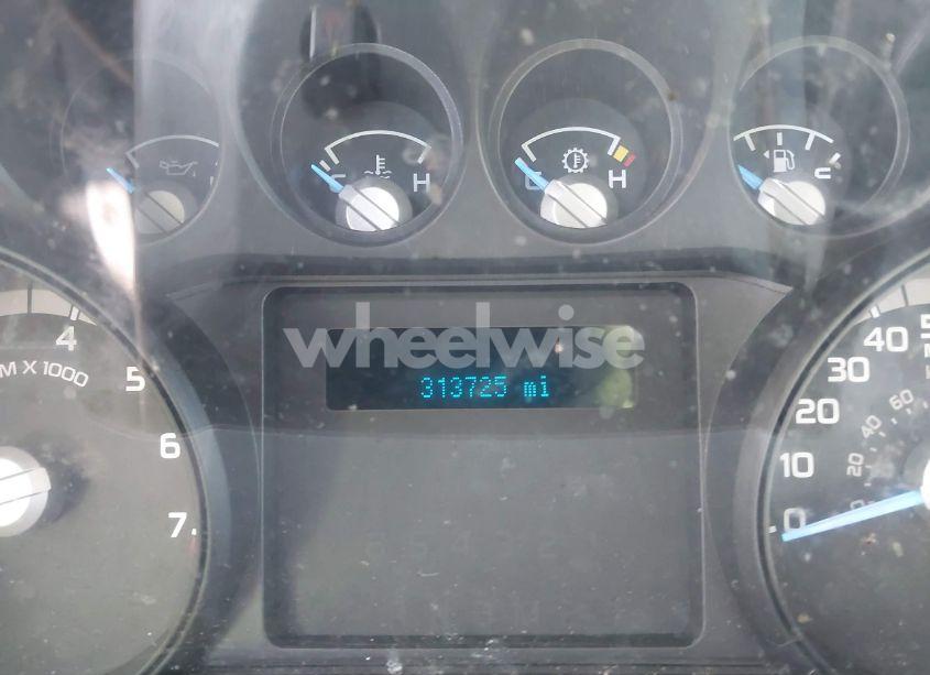 Photo 15 of 2015 Ford F-250 XL (VIN 1FT7W2B62FED04453)