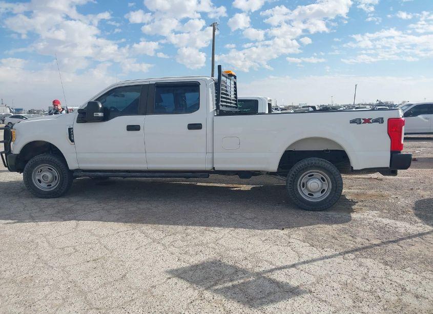 Photo 14 of 2017 Ford F-250 XL (VIN 1FT7W2B62HED59004)