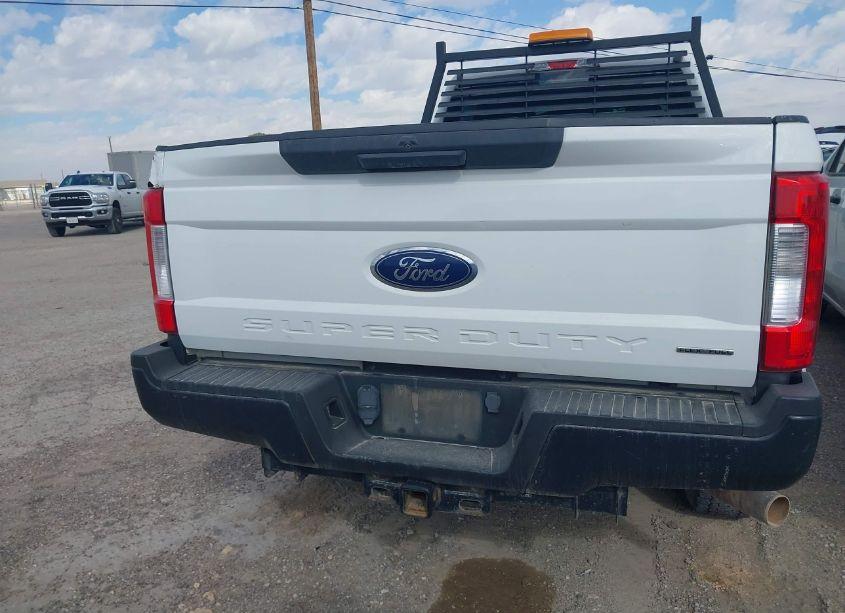 Photo 16 of 2017 Ford F-250 XL (VIN 1FT7W2B62HED59004)