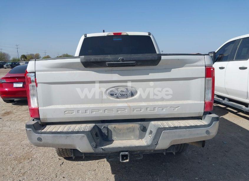 Photo 16 of 2019 Ford F-250 XLT (VIN 1FT7W2B62KEE73513)