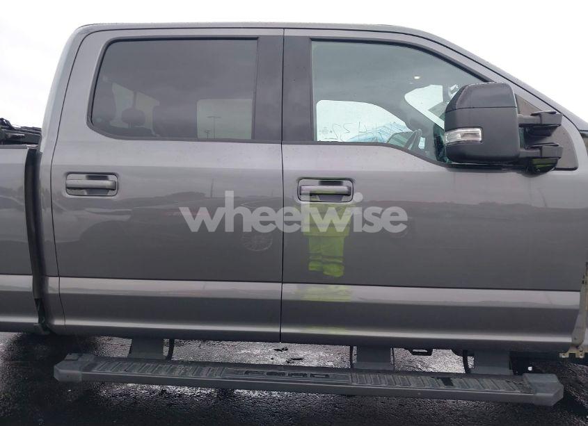 Photo 14 of 2022 Ford F-250 LARIAT (VIN 1FT7W2B62NEE57641)