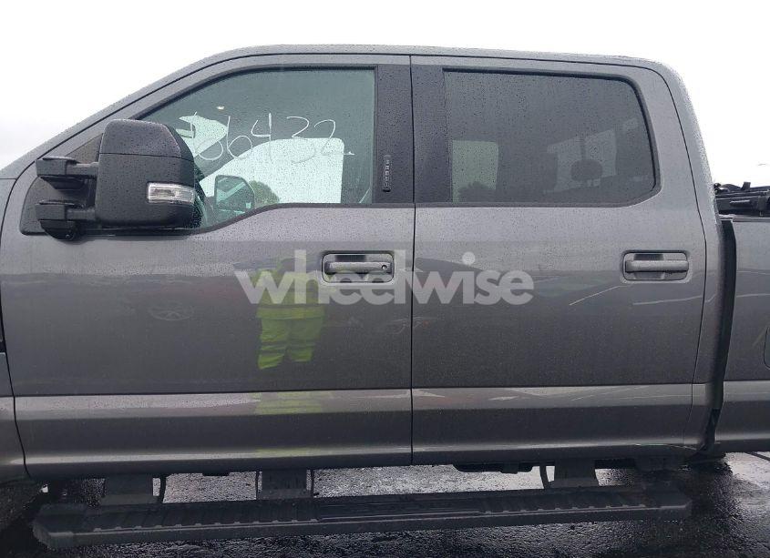 Photo 15 of 2022 Ford F-250 LARIAT (VIN 1FT7W2B62NEE57641)