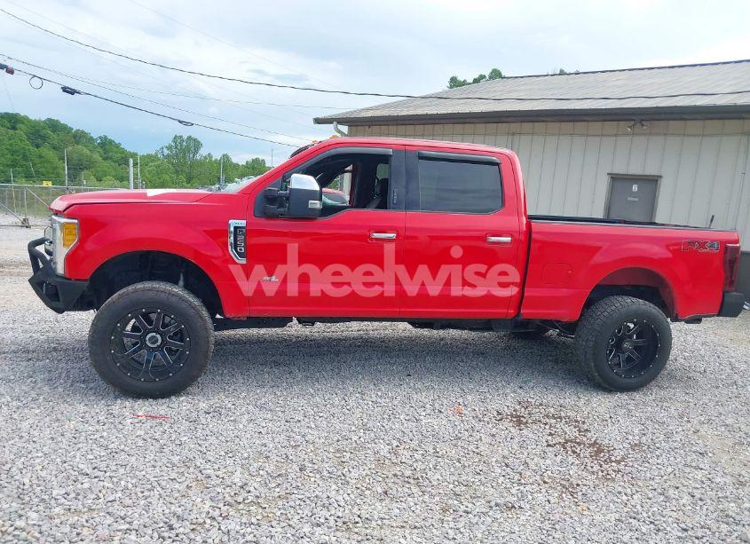 Photo 15 of 2017 Ford F-250 XLT (VIN 1FT7W2B63HEE89552)