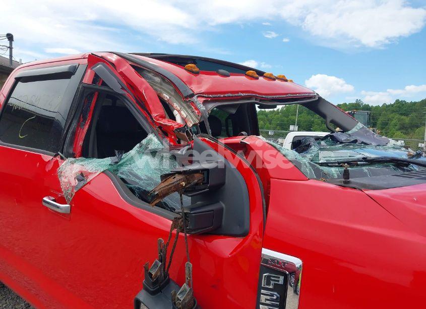 Photo 6 of 2017 Ford F-250 XLT (VIN 1FT7W2B63HEE89552)