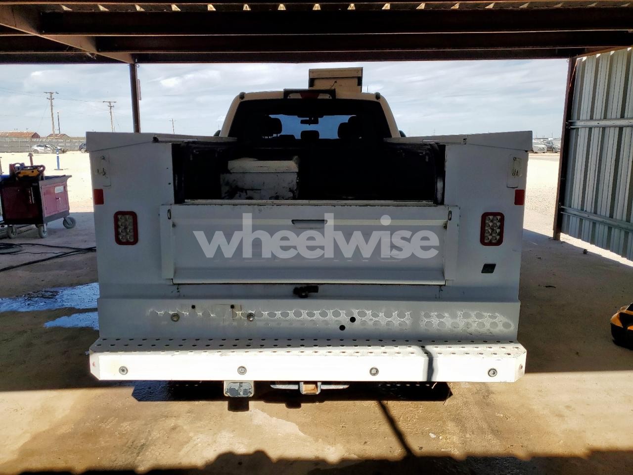 Photo 6 of 2017 FORD F250 SUPER DUTY UTILITY / SERVICE TRUCK (VIN 1FT7W2B63HEE97845)