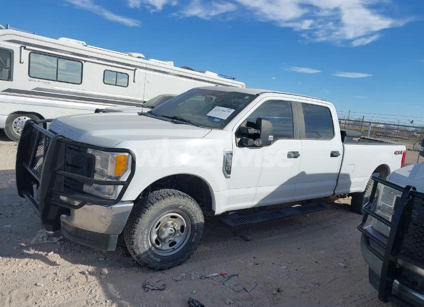Photo 14 of 2017 Ford F-250 XL (VIN 1FT7W2B63HEF18595)