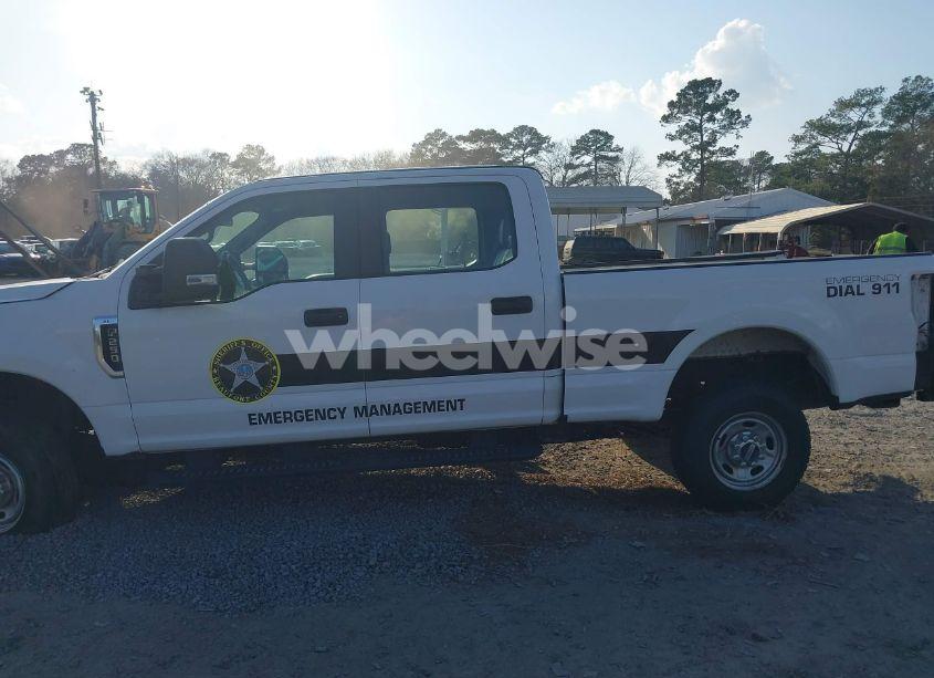 Photo 14 of 2018 Ford F-250 XL (VIN 1FT7W2B63JEC04113)