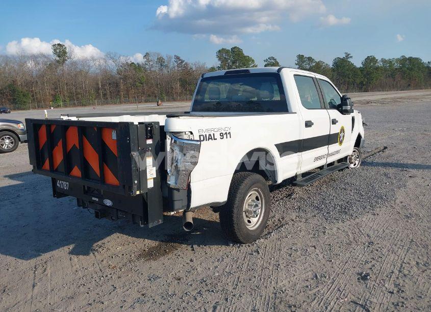 Photo 4 of 2018 Ford F-250 XL (VIN 1FT7W2B63JEC04113)