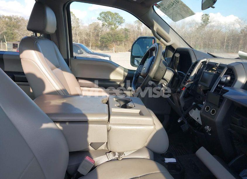 Photo 5 of 2018 Ford F-250 XL (VIN 1FT7W2B63JEC04113)