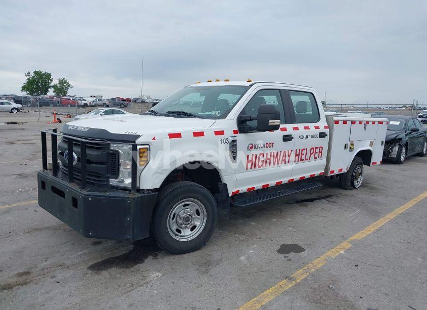 Photo 2 of 2019 Ford F-250 XL (VIN 1FT7W2B63KED86395)