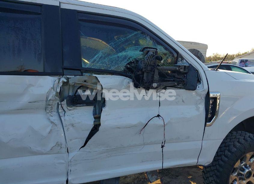 Photo 17 of 2019 Ford F-250 XLT (VIN 1FT7W2B63KEE34610)