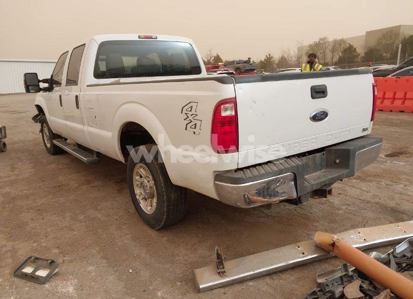 Photo 3 of 2011 Ford F-250 XL (VIN 1FT7W2B64BEB04331)