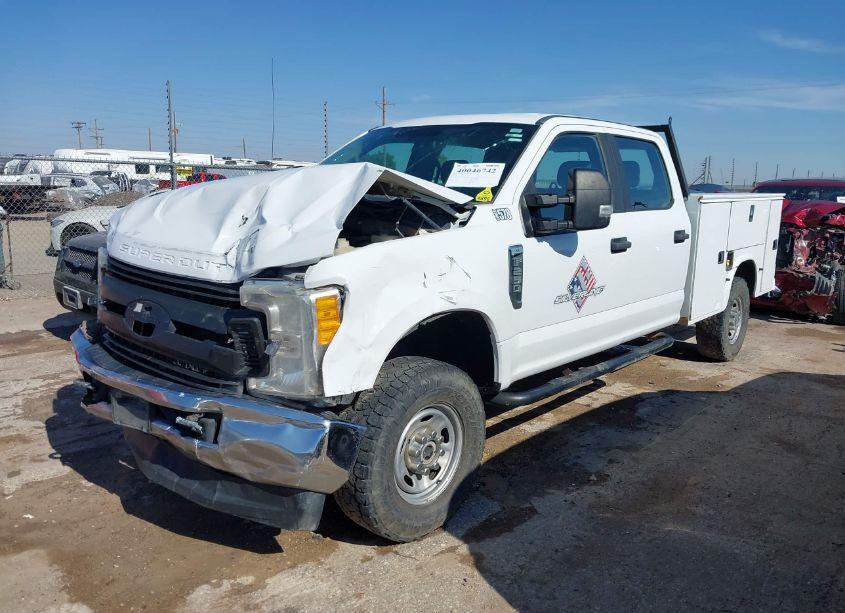 Photo 2 of 2017 Ford F-250 XL (VIN 1FT7W2B64HEE46578)