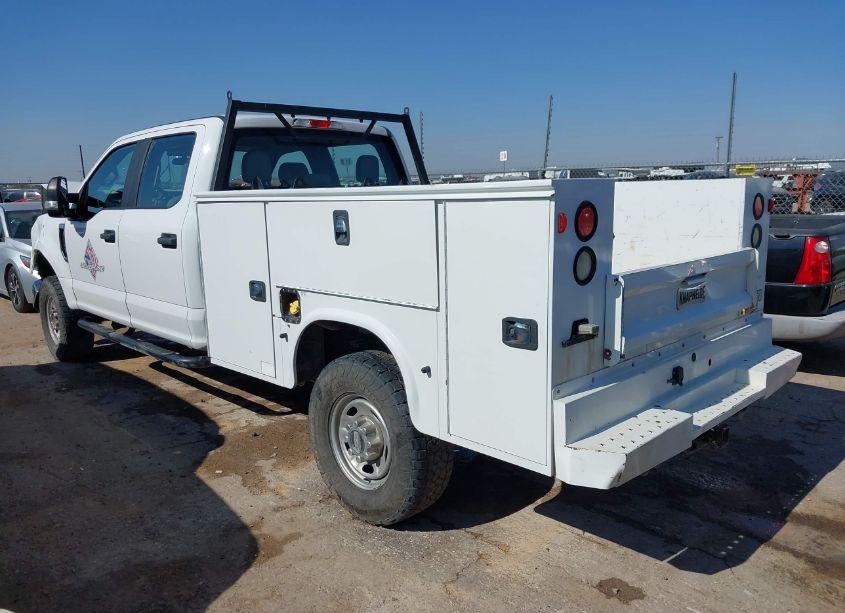 Photo 3 of 2017 Ford F-250 XL (VIN 1FT7W2B64HEE46578)