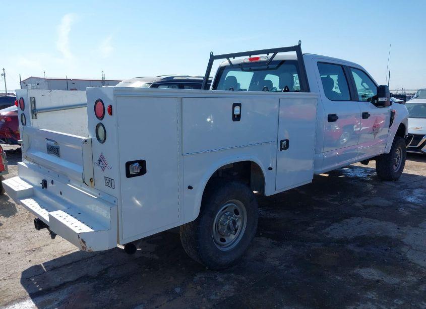 Photo 4 of 2017 Ford F-250 XL (VIN 1FT7W2B64HEE46578)