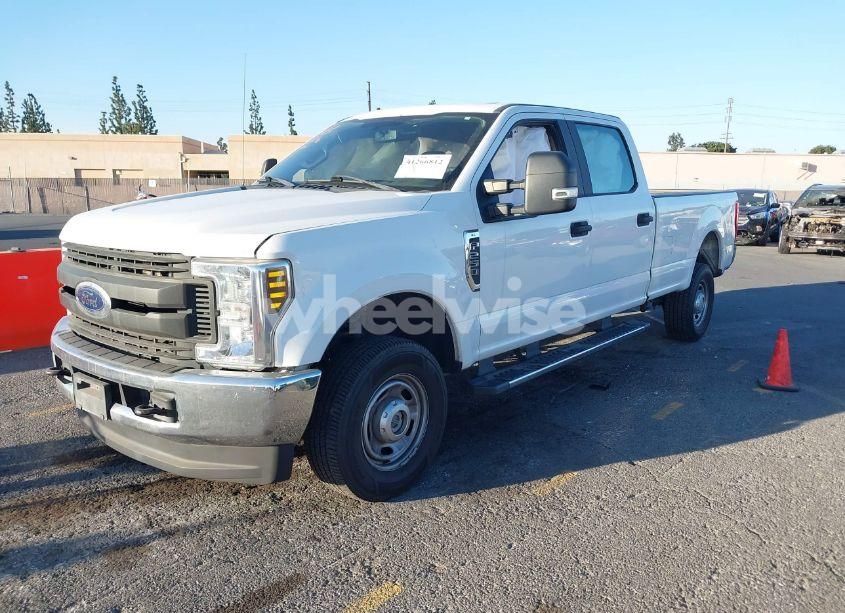 Photo 2 of 2018 Ford F-250 XL (VIN 1FT7W2B64JEC62375)