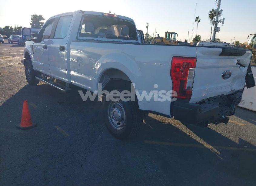 Photo 3 of 2018 Ford F-250 XL (VIN 1FT7W2B64JEC62375)