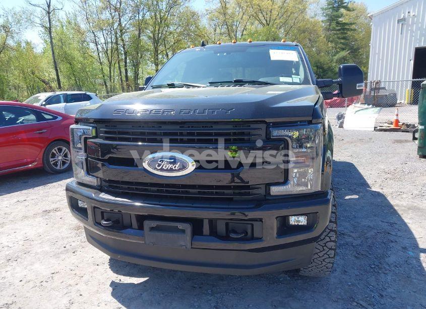 Photo 12 of 2019 Ford F-250 LARIAT (VIN 1FT7W2B64KEG62759)