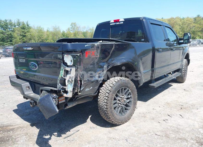 Photo 4 of 2019 Ford F-250 LARIAT (VIN 1FT7W2B64KEG62759)