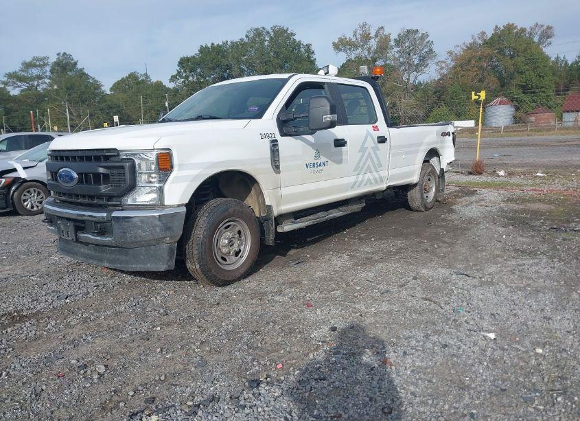 Photo 2 of 2022 Ford F-250 XL (VIN 1FT7W2B64NED37324)