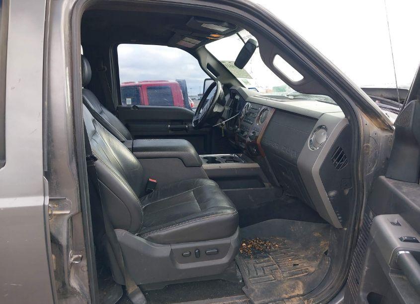 Photo 5 of 2011 Ford F-250 LARIAT (VIN 1FT7W2B65BEC85374)