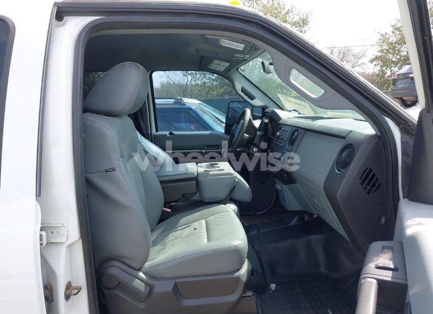 Photo 5 of 2015 Ford F-250 XL (VIN 1FT7W2B65FEB51583)