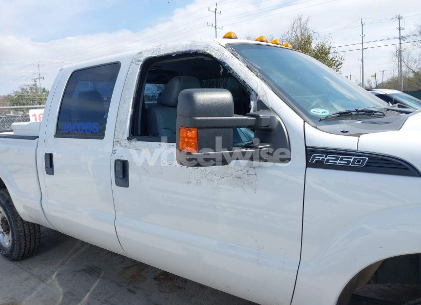 Photo 6 of 2015 Ford F-250 XL (VIN 1FT7W2B65FEB51583)