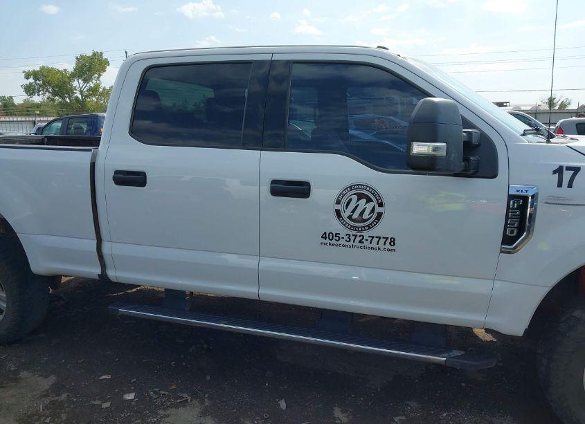 Photo 14 of 2017 Ford F-250 XLT (VIN 1FT7W2B65HED50202)