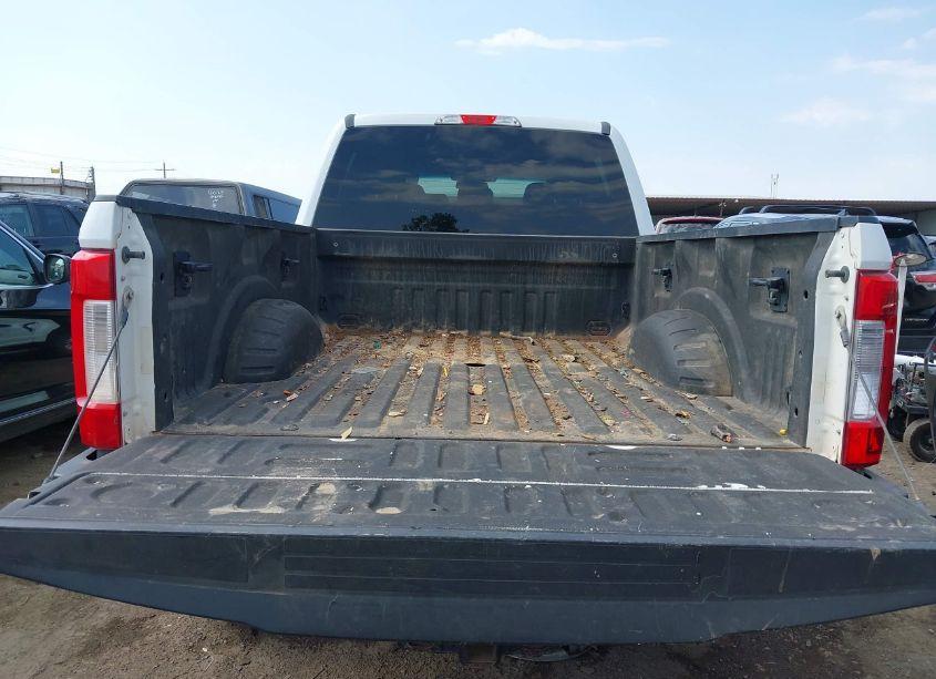 Photo 17 of 2017 Ford F-250 XLT (VIN 1FT7W2B65HED50202)