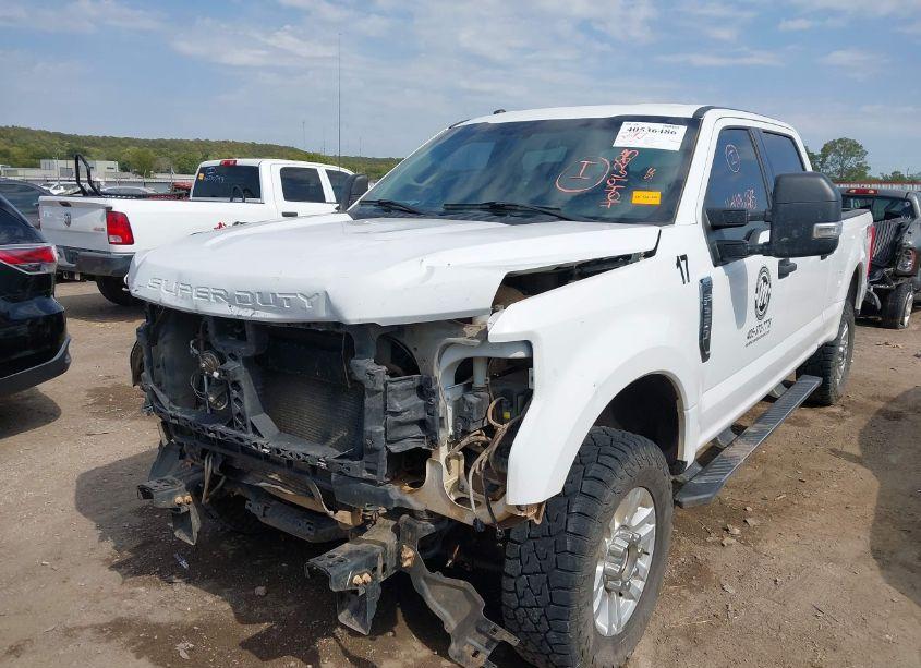 Photo 2 of 2017 Ford F-250 XLT (VIN 1FT7W2B65HED50202)