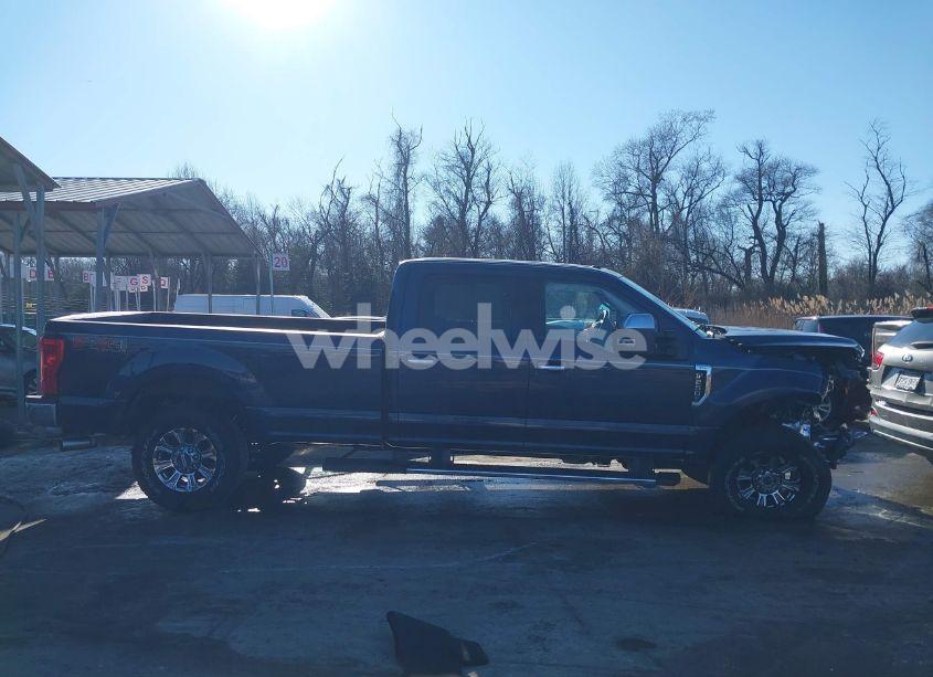 Photo 13 of 2018 Ford F-250 XLT (VIN 1FT7W2B65JEB80445)