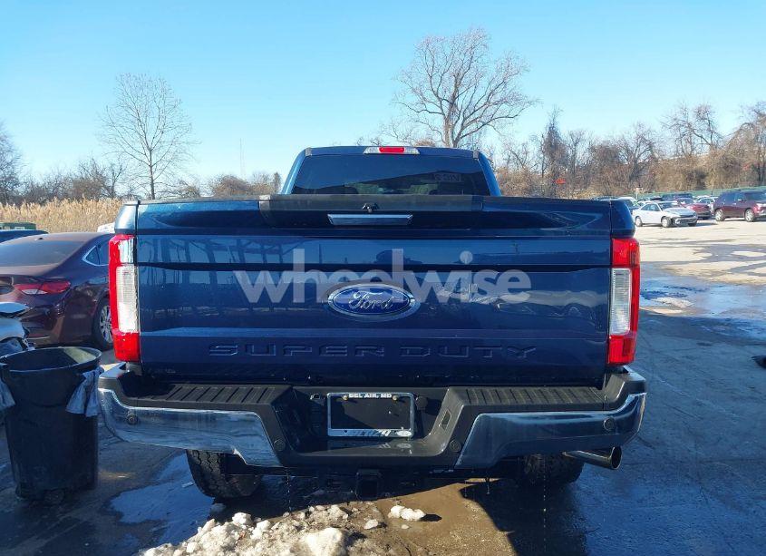 Photo 16 of 2018 Ford F-250 XLT (VIN 1FT7W2B65JEB80445)