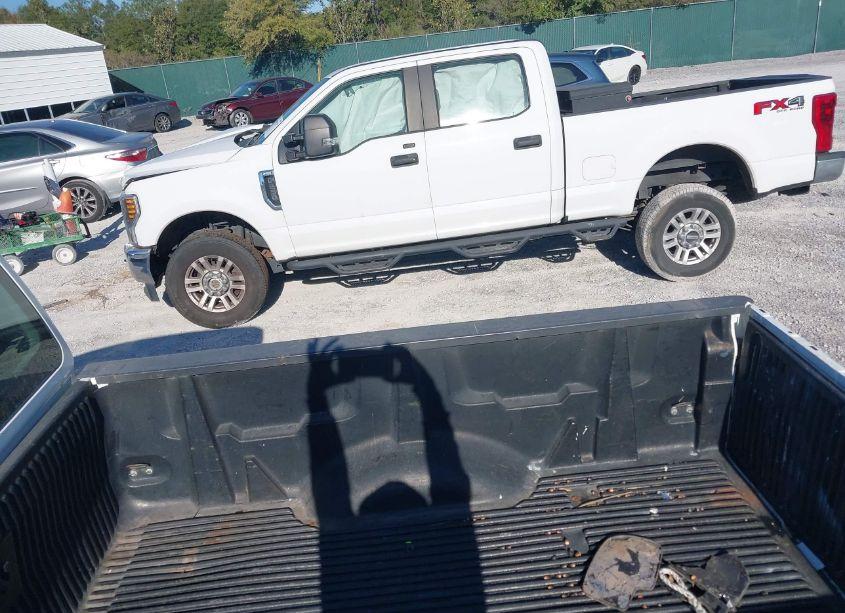 Photo 14 of 2019 Ford F-250 XL (VIN 1FT7W2B65KEC53962)