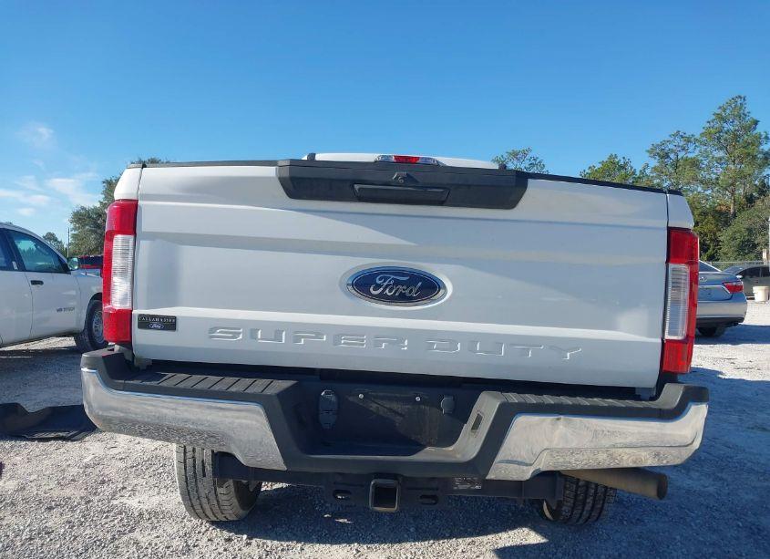 Photo 16 of 2019 Ford F-250 XL (VIN 1FT7W2B65KEC53962)