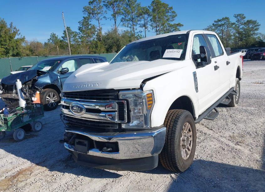 Photo 2 of 2019 Ford F-250 XL (VIN 1FT7W2B65KEC53962)