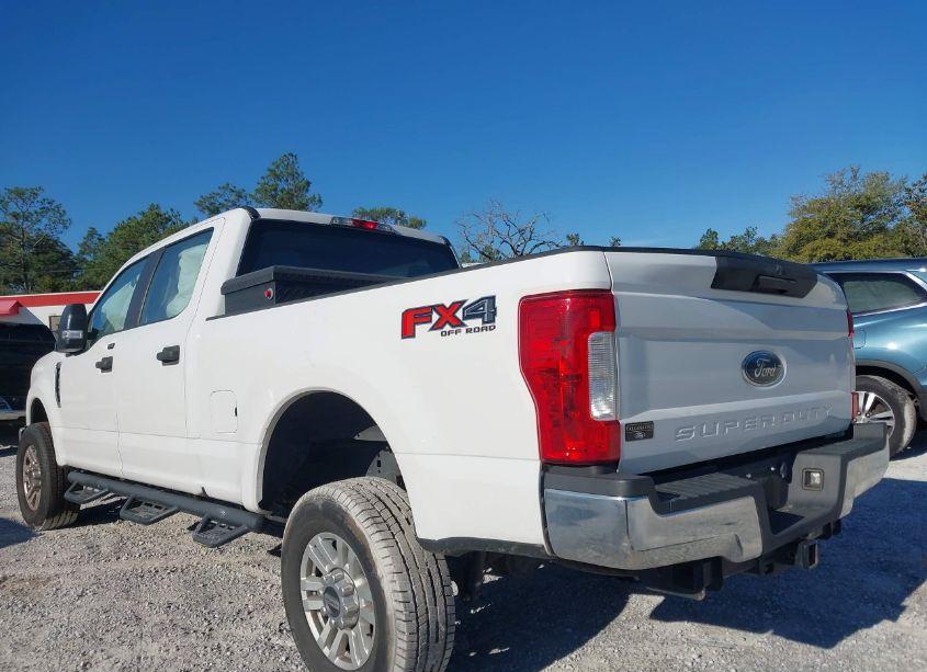 Photo 3 of 2019 Ford F-250 XL (VIN 1FT7W2B65KEC53962)