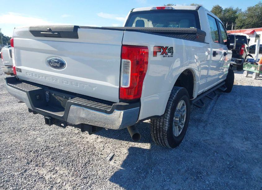 Photo 4 of 2019 Ford F-250 XL (VIN 1FT7W2B65KEC53962)