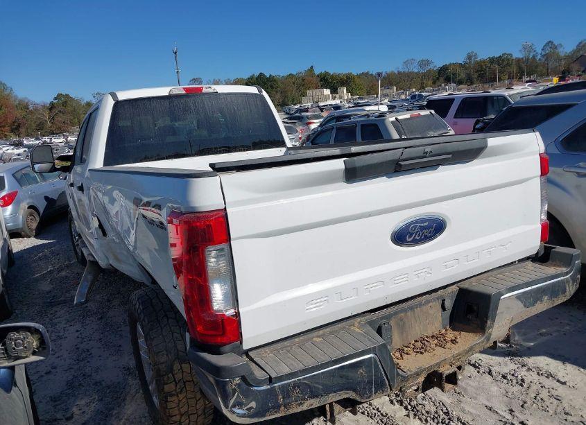 Photo 3 of 2019 Ford F-250 XL (VIN 1FT7W2B65KEC86458)