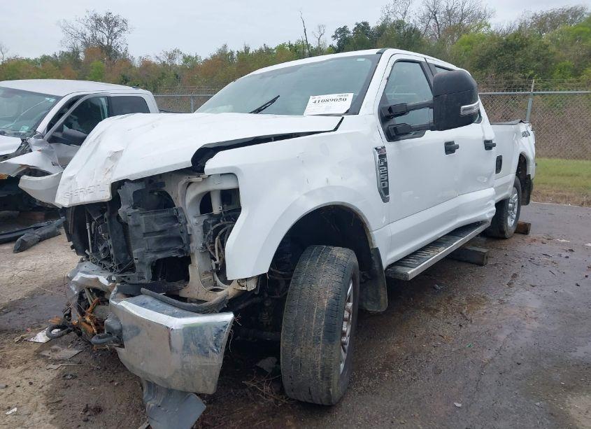 Photo 2 of 2019 Ford F-250 XL (VIN 1FT7W2B65KEC89358)