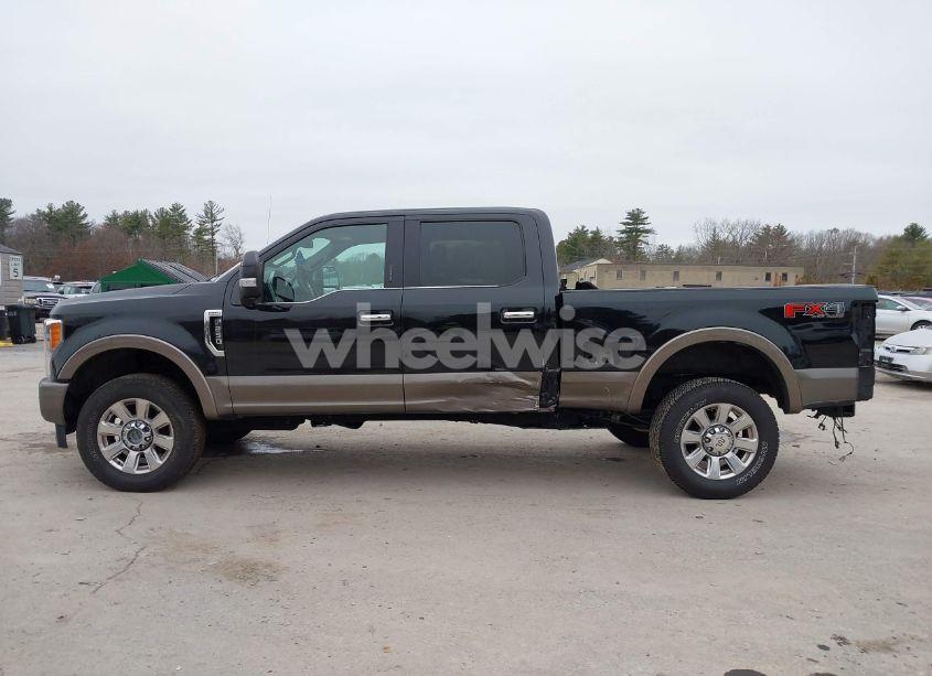 Photo 15 of 2019 Ford F-250 KING RANCH (VIN 1FT7W2B65KED25954)