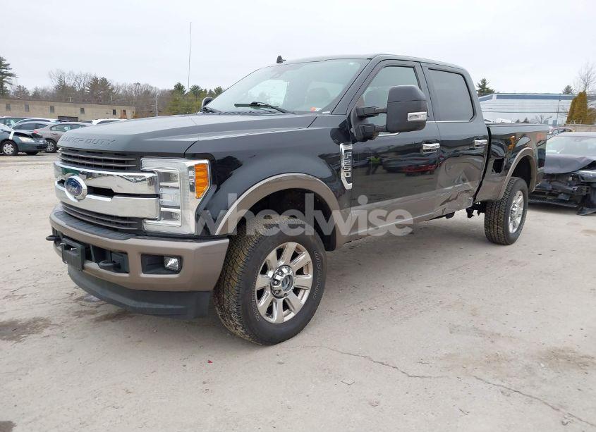 Photo 2 of 2019 Ford F-250 KING RANCH (VIN 1FT7W2B65KED25954)