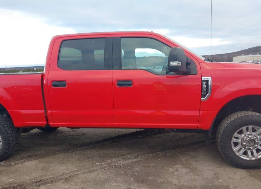 Photo 13 of 2019 Ford F-250 XLT (VIN 1FT7W2B65KEF59219)