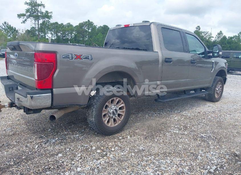 Photo 4 of 2022 Ford F-250 XLT (VIN 1FT7W2B65NEG36112)
