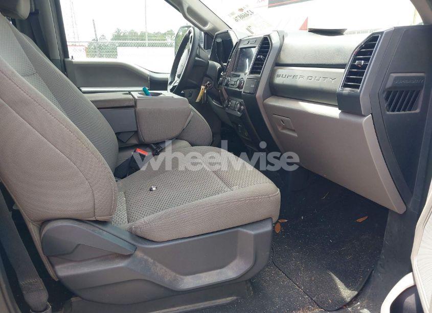 Photo 5 of 2022 Ford F-250 XLT (VIN 1FT7W2B65NEG36112)