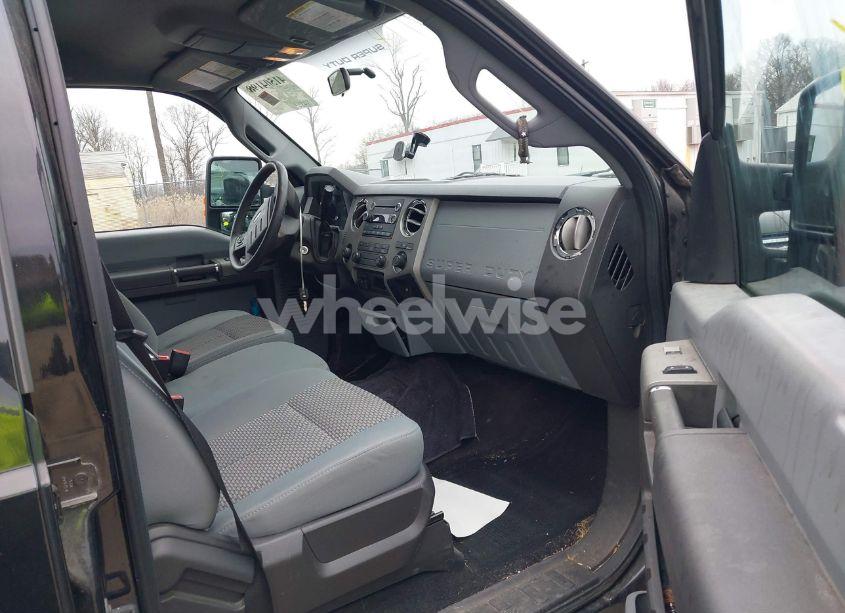 Photo 5 of 2011 Ford F-250 XLT (VIN 1FT7W2B66BEA83627)