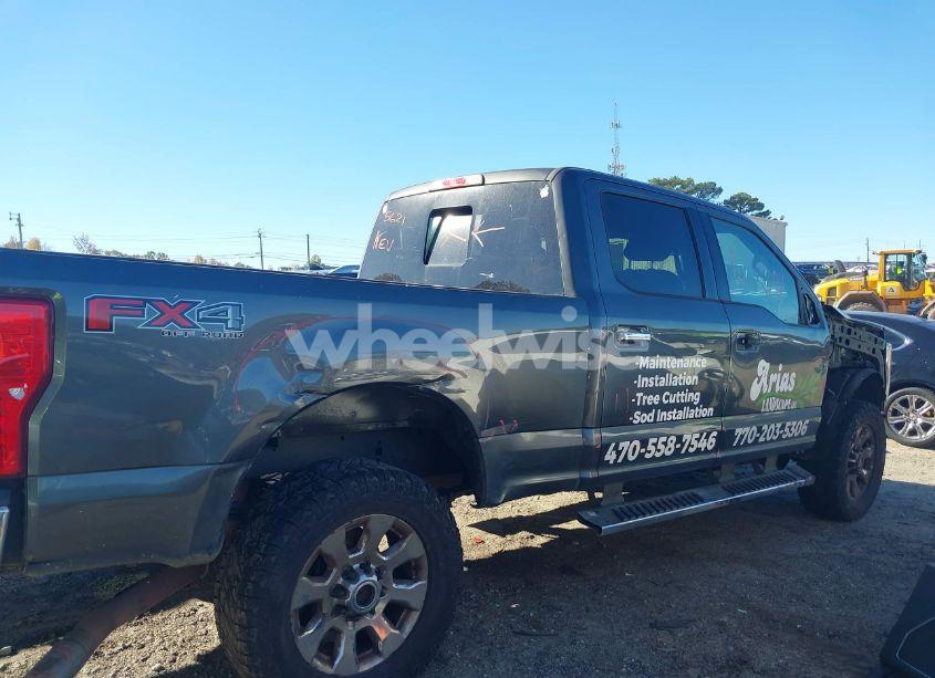 Photo 13 of 2017 Ford F-250 LARIAT (VIN 1FT7W2B66HED55621)