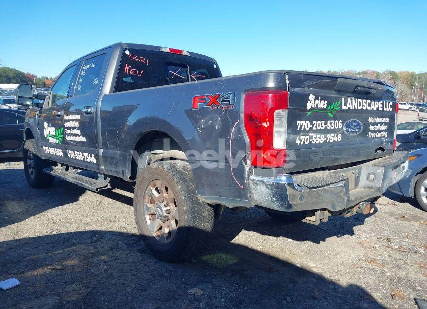 Photo 3 of 2017 Ford F-250 LARIAT (VIN 1FT7W2B66HED55621)