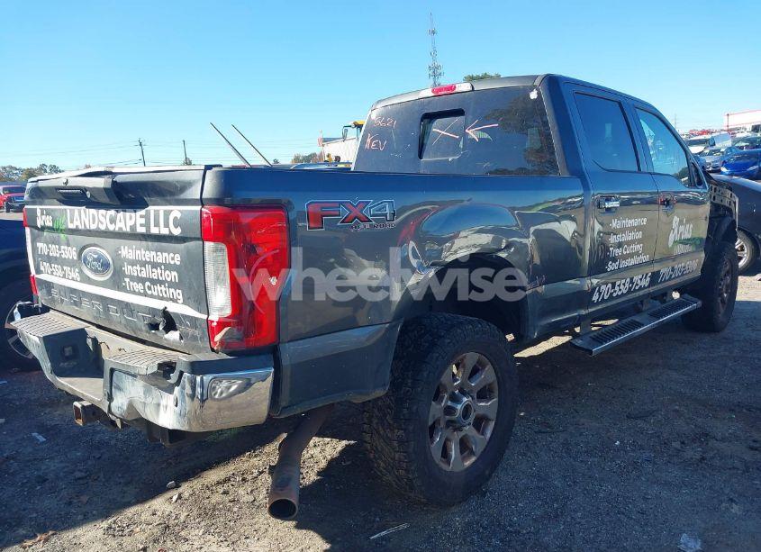 Photo 4 of 2017 Ford F-250 LARIAT (VIN 1FT7W2B66HED55621)